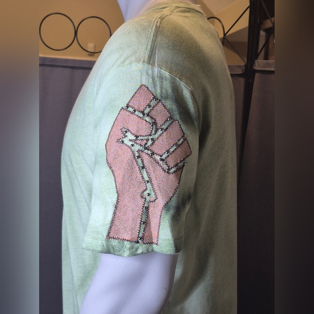 Hard 8 Vintage V-Neck T-Shirt - Picture 7 of 14